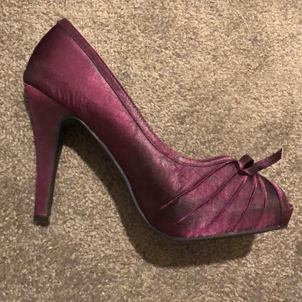 Purple Heels - Picture 3 of 4